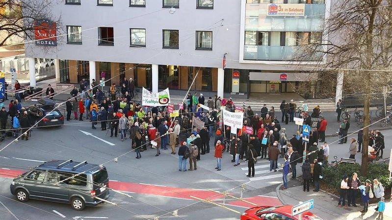 Demo gegen Mönchsberggaragen-Ausbau, I