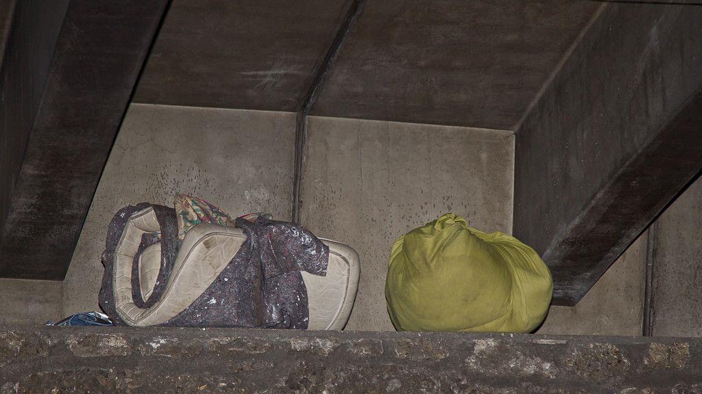 Bettlerlager im LKH-Tunnel
