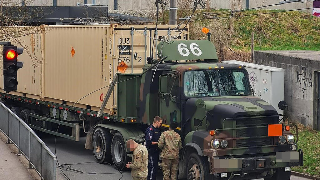 miltransport2.jpg