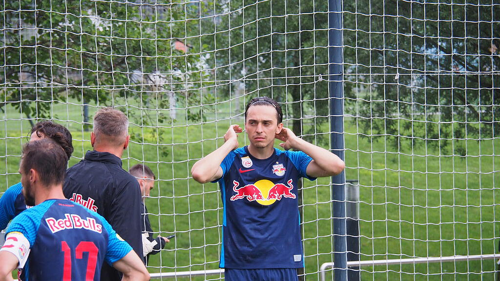 Red Bull Salzburg, Legia Warschau, Vallci