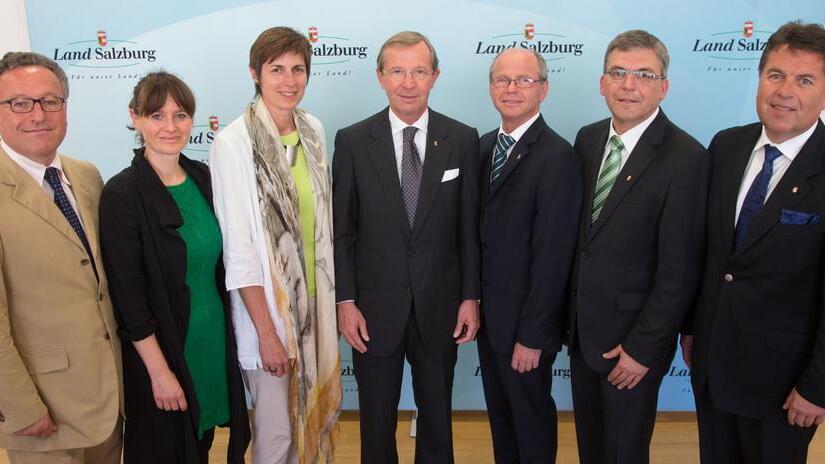 Landesregierung angelobt, IV