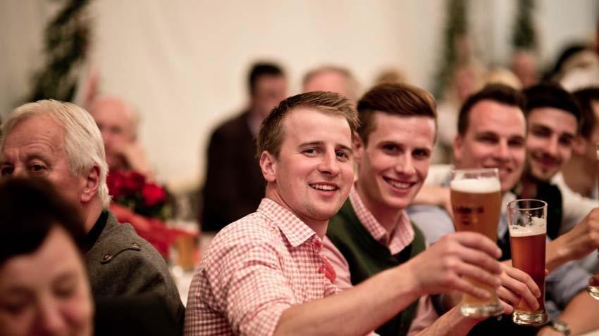 Gstanzlsingen in Brauerei Kaltenhausen
