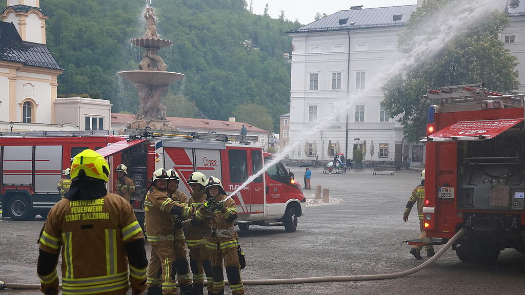 Brand im Dom: Spektakuläre Übung in Salzburger Altstadt