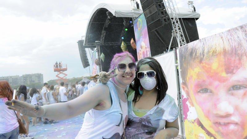 Das 1. Holi Festival in Wien (APA)