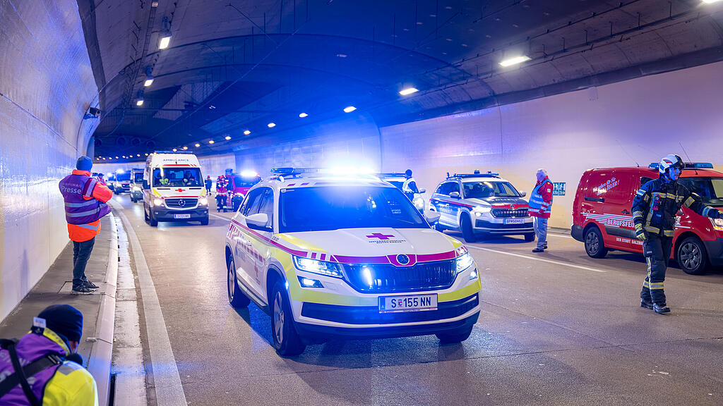 Große Einsatzübung im Lieferinger-Tunnel