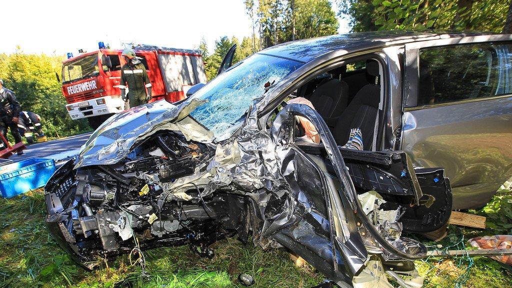 Frontalcrash in Handenberg