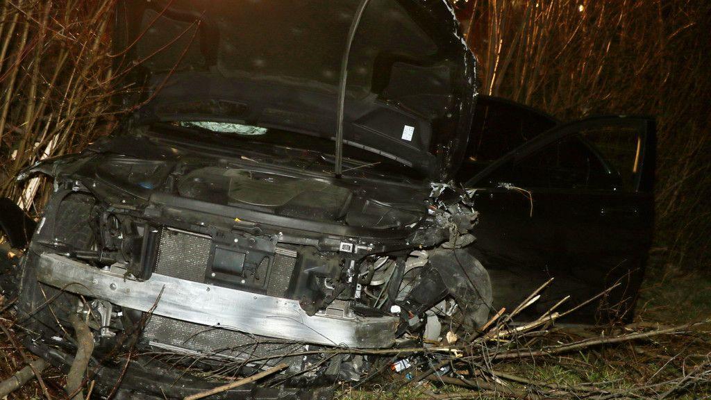 Frontalcrash auf B156 in Acharting
