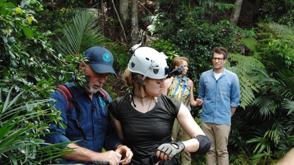 Dschungelcamp Tag 2: Larissa in der Dschungelprüfung