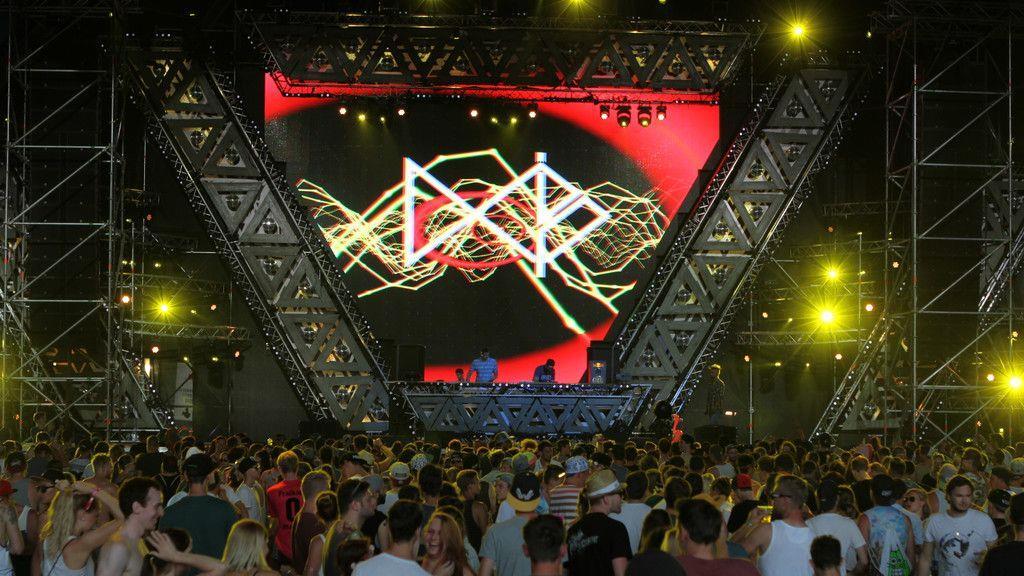 Electric Love Festival 2016: Tag 2, IV