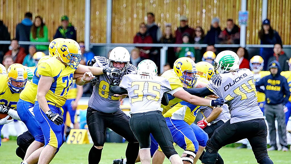 Salzburg Ducks, Football
