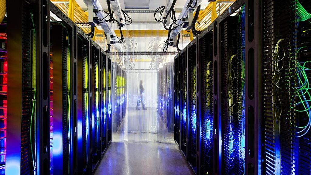 Sehr beeindruckende Bilder aus den Rechenzentren von Google.