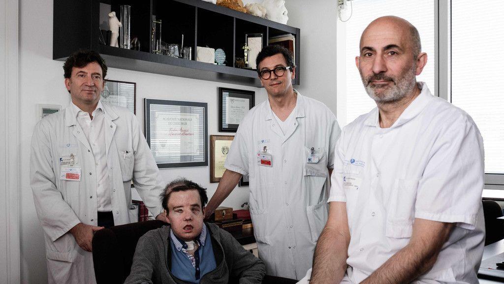 Gesichtstransplantation: Bilder der OP und des Patienten