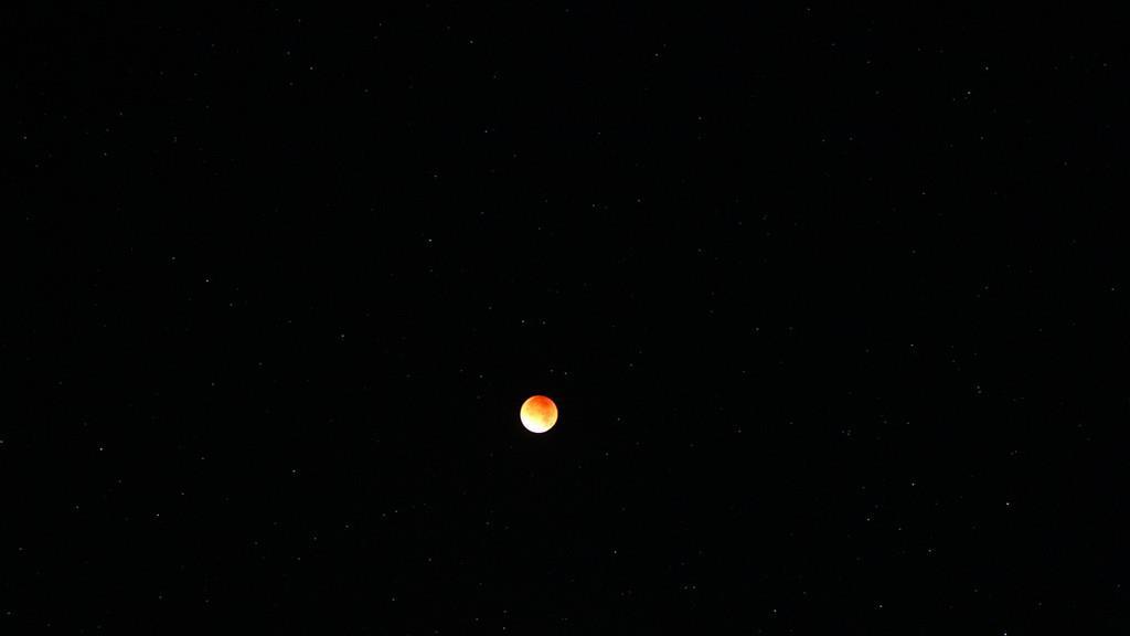 Super-Blutmond über Salzburg