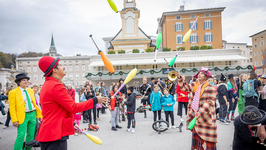 Zirkus-Walk vom Salzburger Winterfest