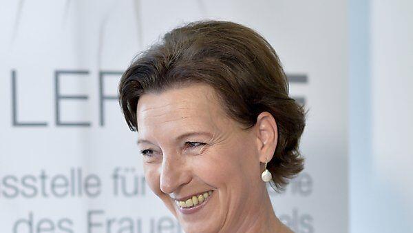 Heinisch-Hosek hofft auf Sicht auf zweites Kindergarten-Jahr