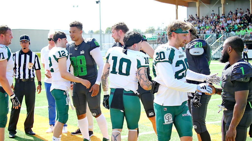 Football: Ducks gegen Dragons 2025