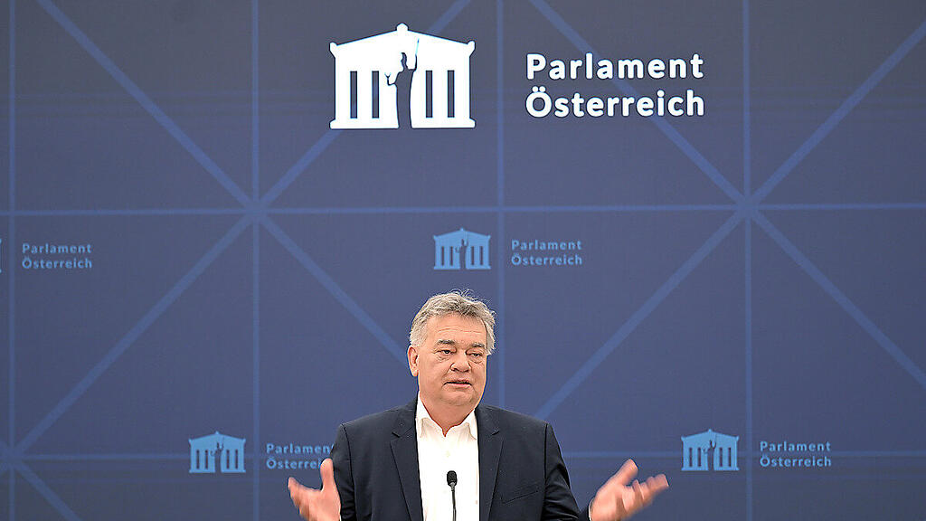 Vizekanzler Werner Kogler (Grüne) im U-Ausschuss