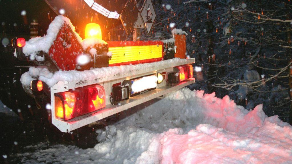 Schneefahrbahn auf B154
