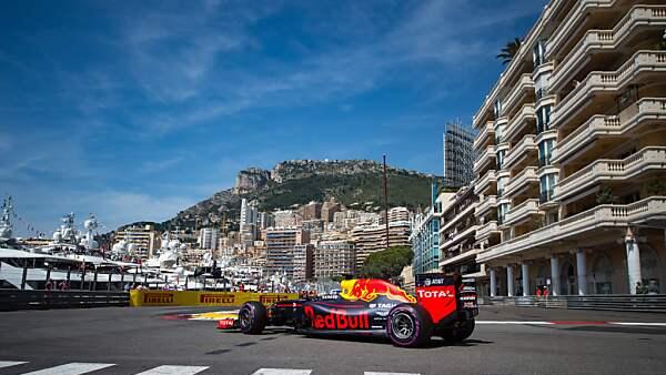 Red-Bull-Pilot setzte sich vor Nico Rosberg und Lewis Hamilton durch