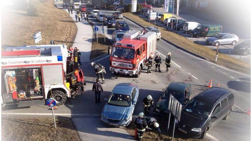 Die Feuerwehr St. Johann im Pongau stand mit zehn Mann im Einsatz.