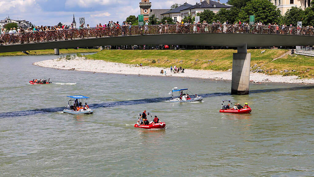 Stadtfest Samstag, Einsatzübung auf der Salzach