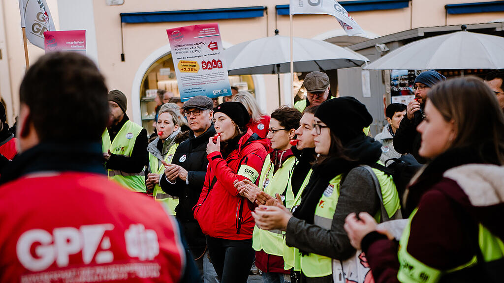 Protestkundgebung GPA-djp Salzburg