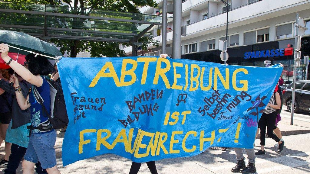 Pro Choice-Demo in Salzburg