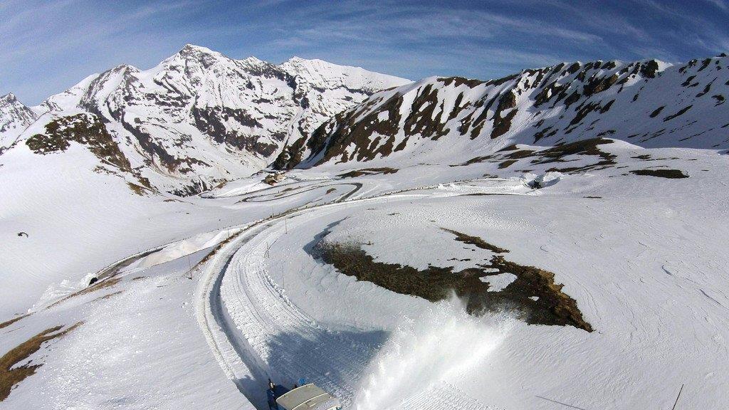 Schneeräumung am Großglockner