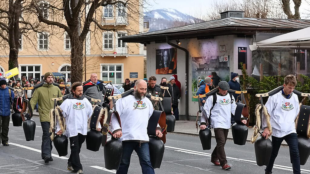 Corona-Demo in der Stadt Salzburg
