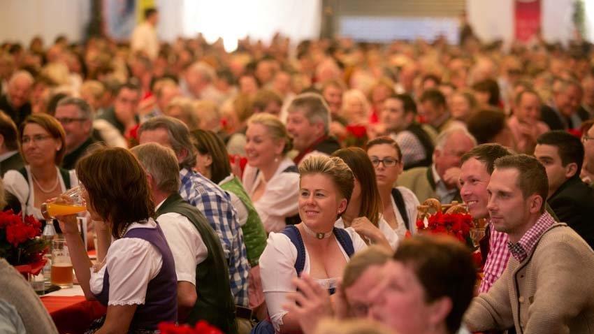 Gstanzlsingen in Brauerei Kaltenhausen