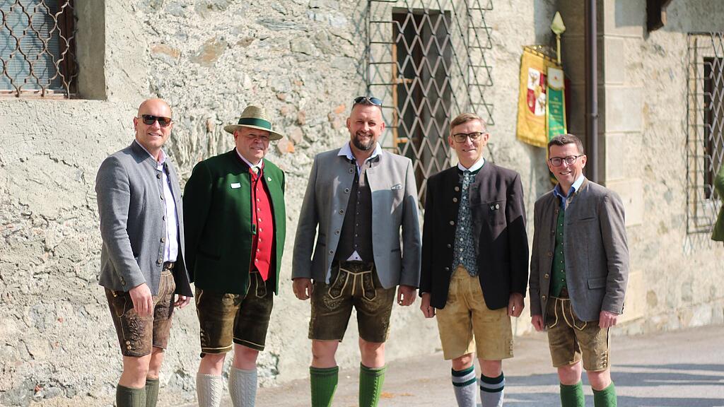 Pfingst-Reiterfest bei Schloss Moosham in Unternberg