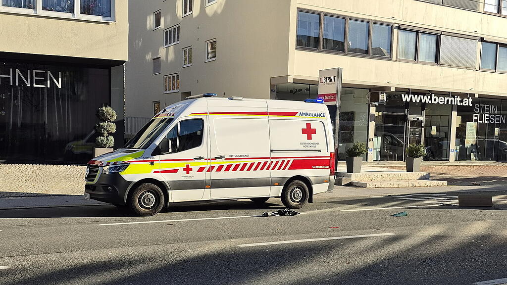 Auffahrunfall zwischen Albus und Lieferwagen