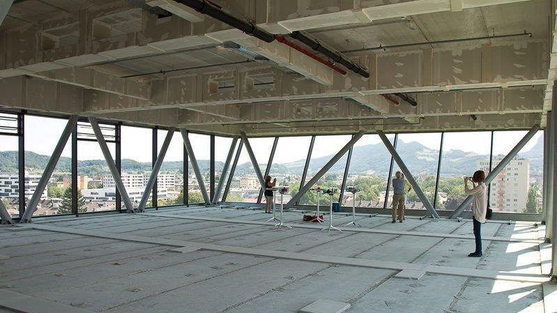 Panoramabar erweitert Stadtbibliothek