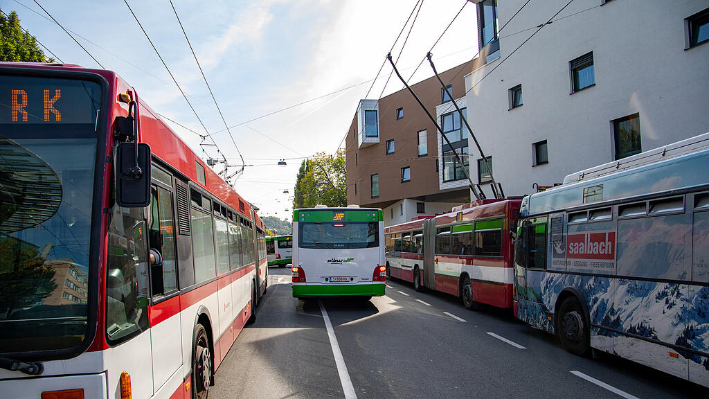Notarztwagen, Aiglhofstraße, Mülln