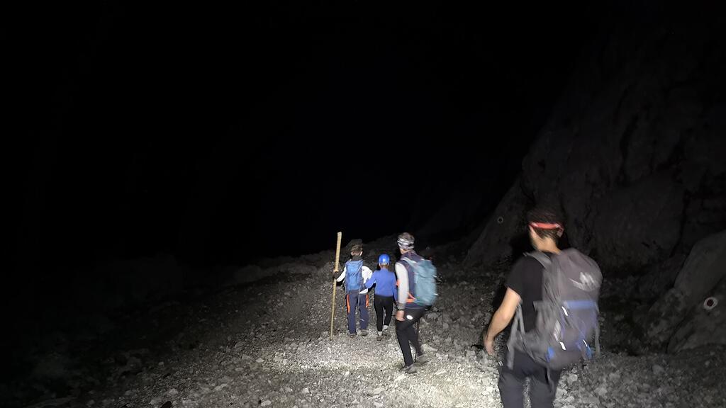 Paar versteigt sich im Tennengebirge