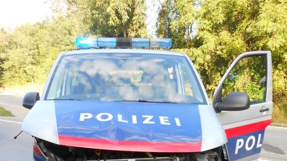 Verfolgungsjagd in NÖ endet mit wildem Crash