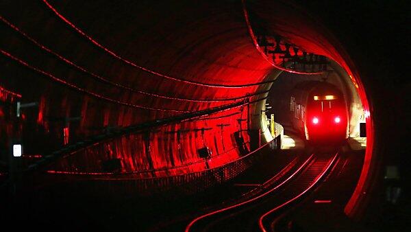 S-Bahn konnte nicht mehr rechtzeitig stoppen