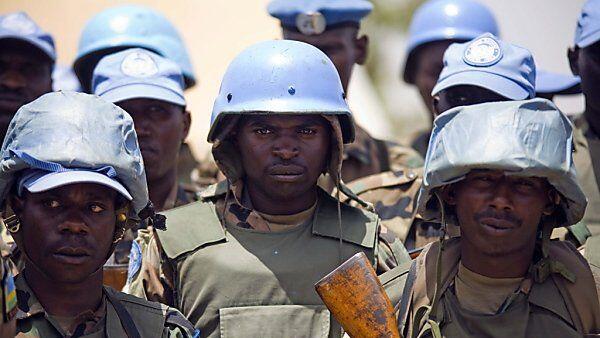 UNAMID-Truppe von Unbekannten beschossen