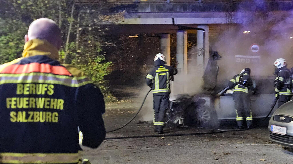 Pkw-Brand in Salzburg-Süd