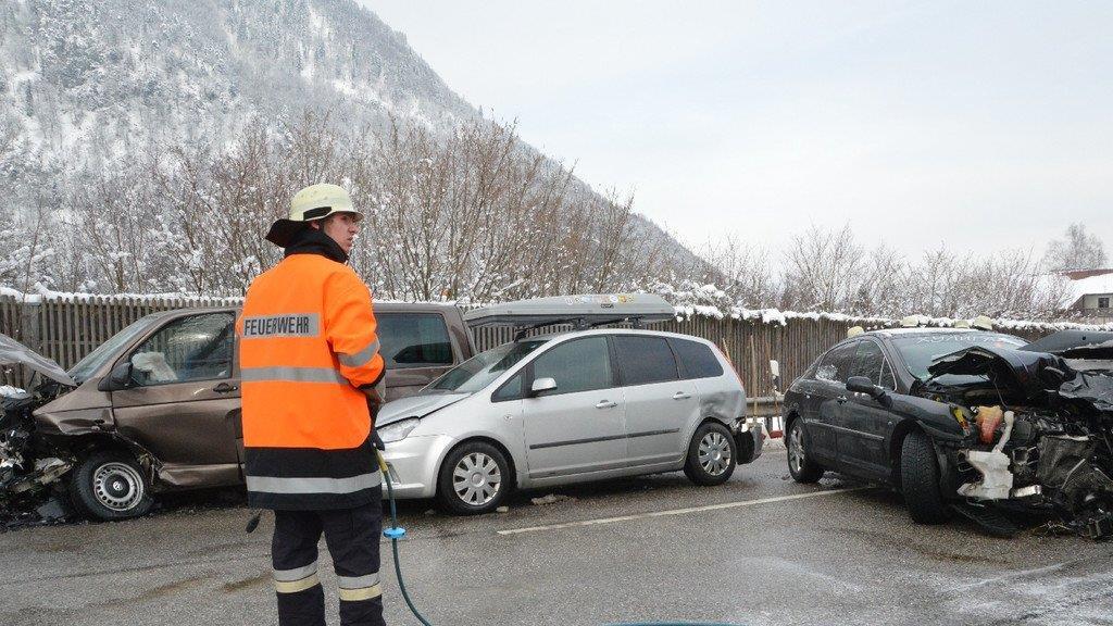 B20: Großaufgebot an Einsatzkräften