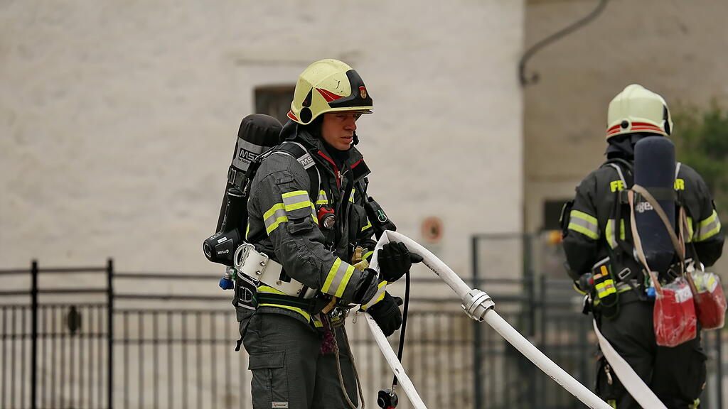 Feuerwehr-\u00dcbung auf der Festung, I
