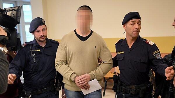Ihm wird zweifacher Mordversuch vorgeworfen