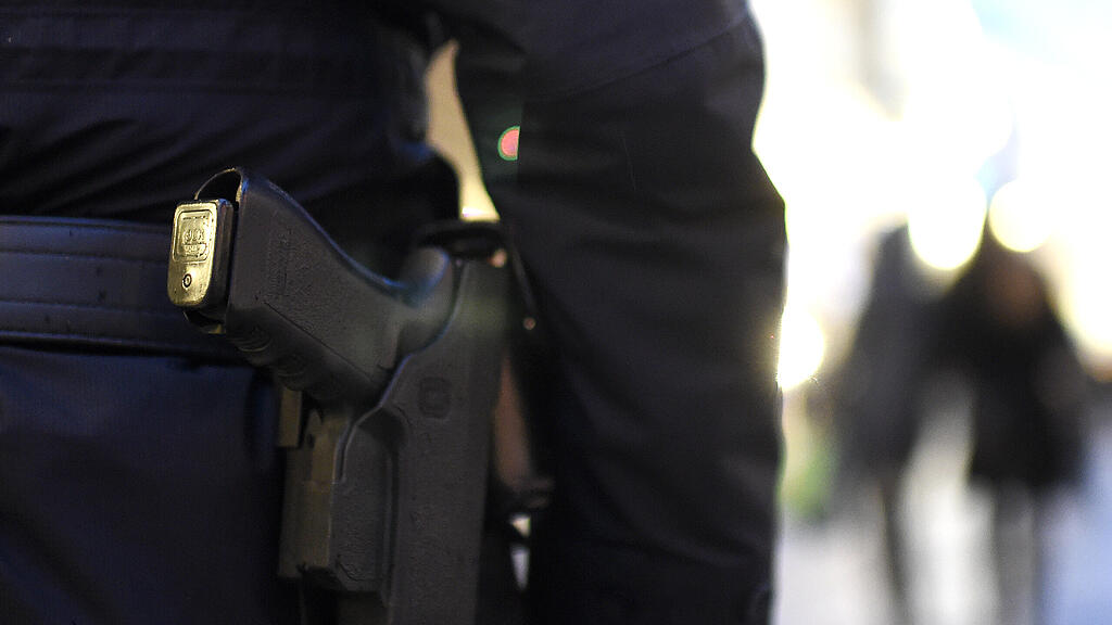 Polizei, Waffe, Dienstwaffe, SB