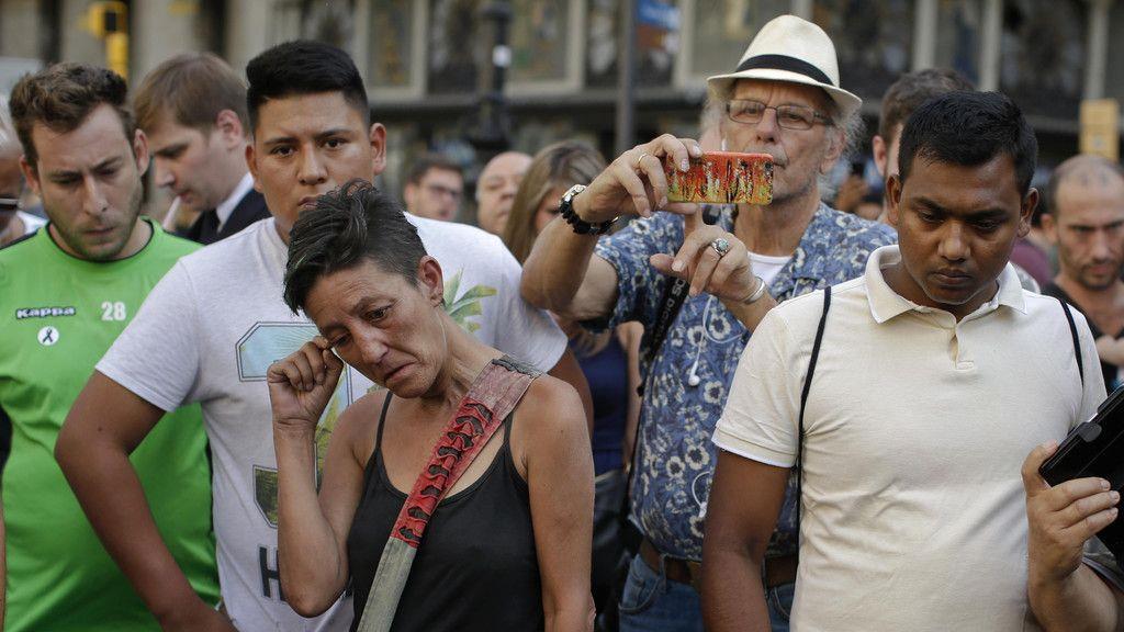 Schock und Trauer nach Anschlag in Barcelona