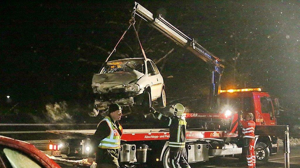Schwerer Crash auf B306
