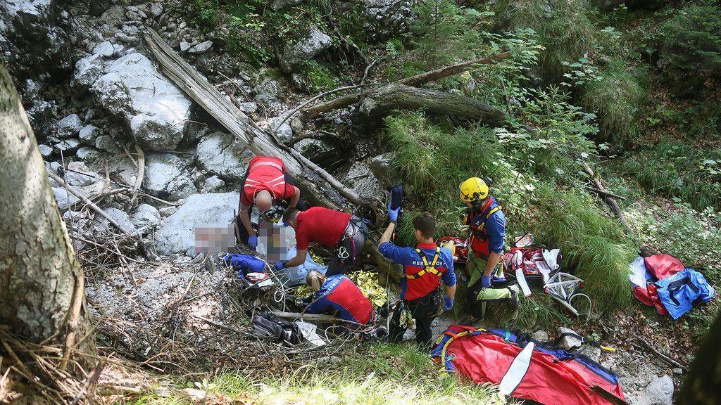 Wanderin stürzt auf Reiter Alpe in Bachbett