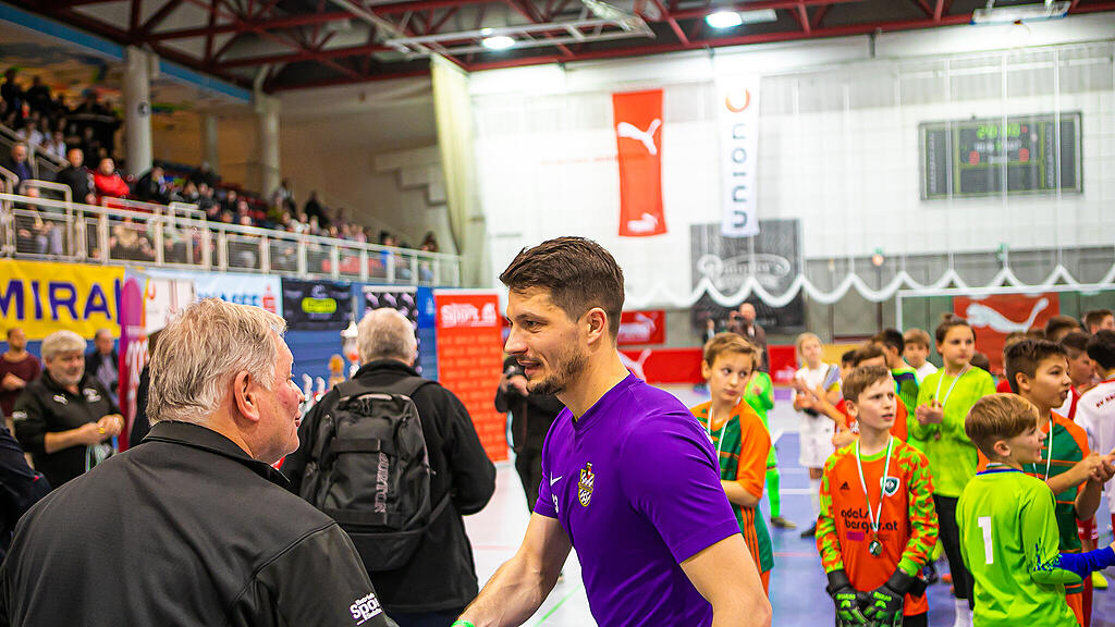 Salzburger Stier, Hallenfu\u00dfball