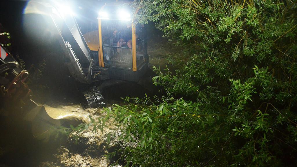 Feuerwehren nach Starkregen im Pongau im Einsatz