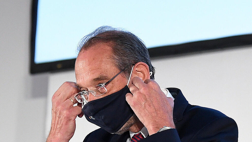 Masken sind etwa in allen Hochschulgebäuden zu tragen