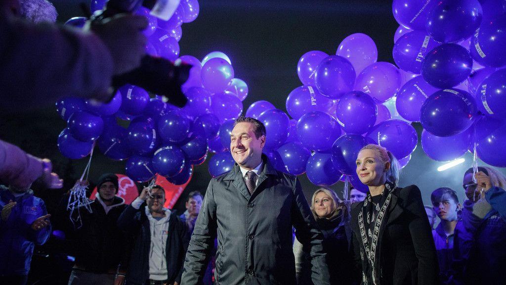 TV-Duell: Christian Kern - Heinz-Christian Strache